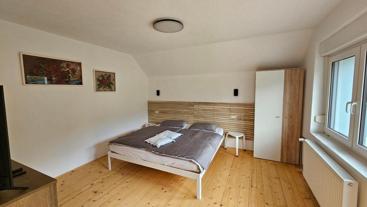 Apartma Sava-Stol Jesenice Luaran gambar