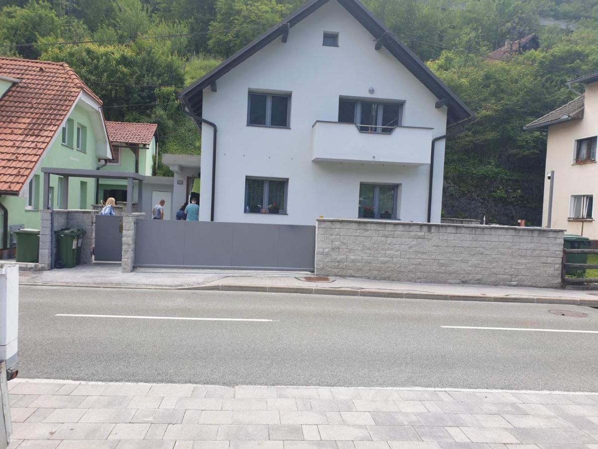 Apartma Sava-Stol Jesenice Luaran gambar
