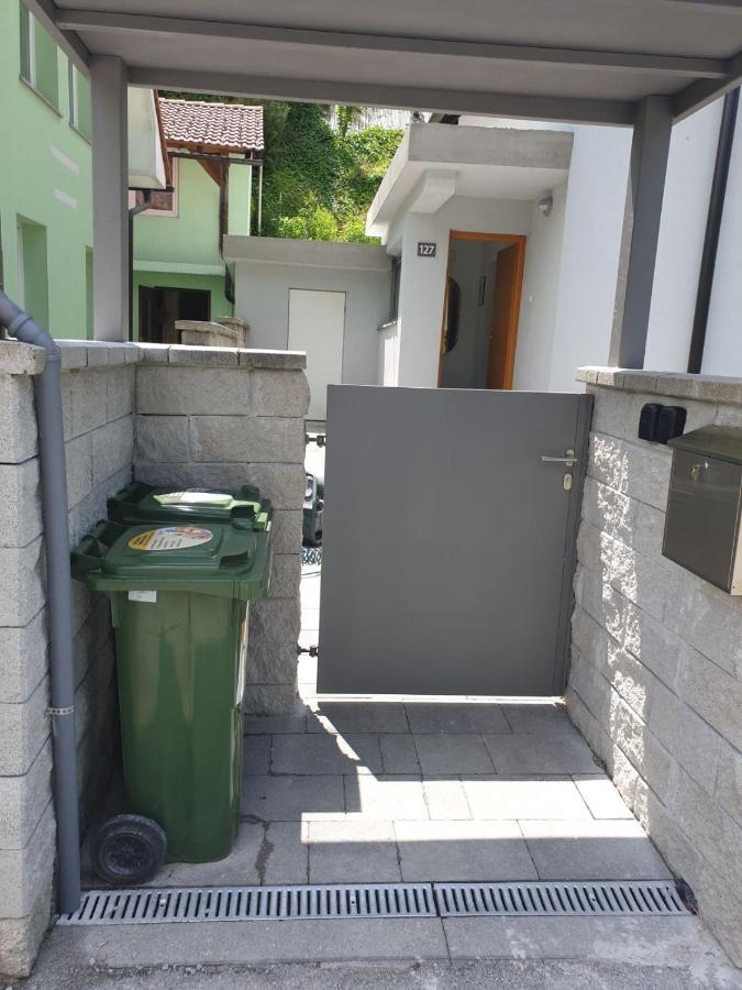 Apartma Sava-Stol Jesenice Luaran gambar